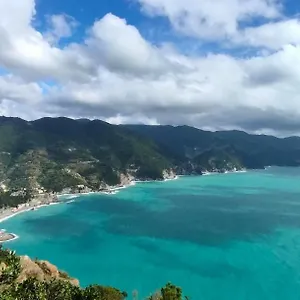 mansarda-natalie.hotelitalianriviera.com/